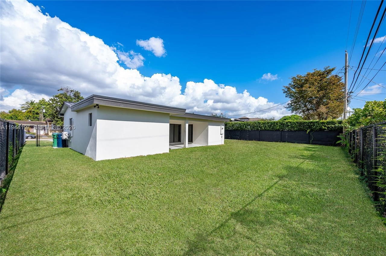 Real estate property located at 8440 27th Ter, Miami-dade, Coral Way Village Sec A P, Miami, FL