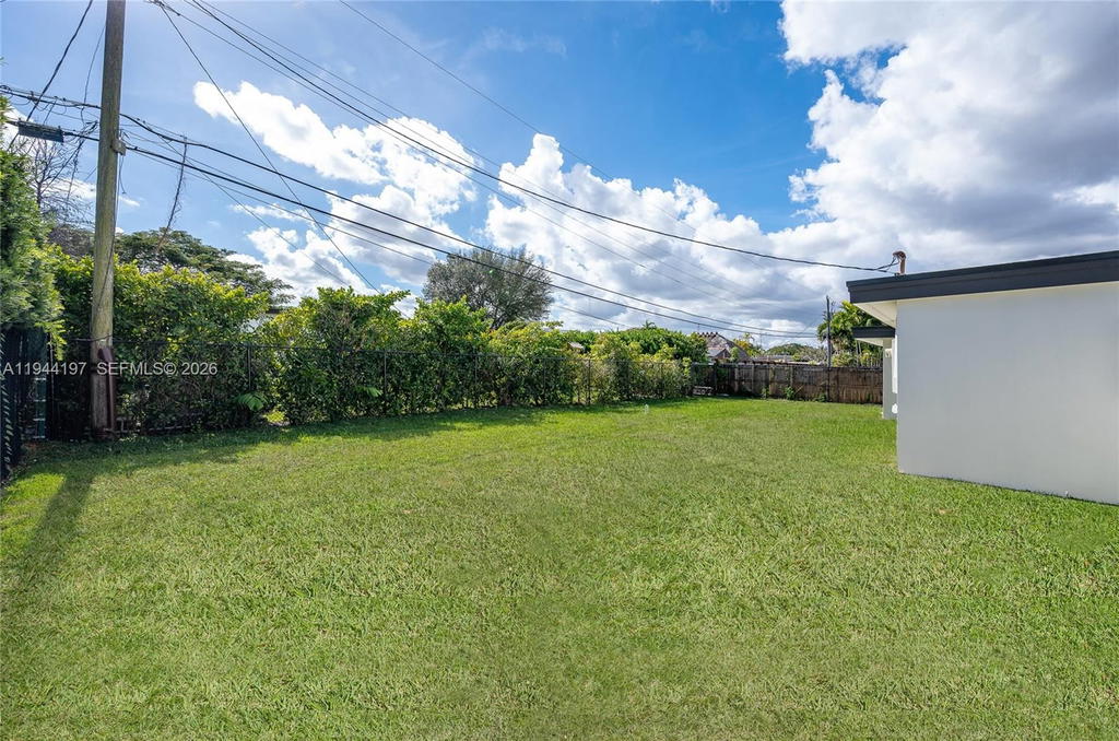 Real estate property located at 8440 27th Ter, Miami-dade, Coral Way Village Sec A P, Miami, FL