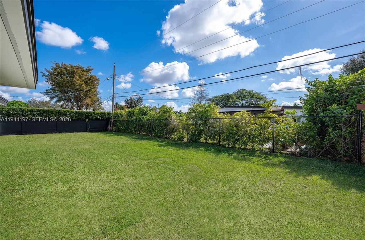 Real estate property located at 8440 27th Ter, Miami-dade, Coral Way Village Sec A P, Miami, FL