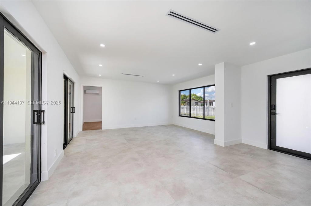 Real estate property located at 8440 27th Ter, Miami-dade, Coral Way Village Sec A P, Miami, FL