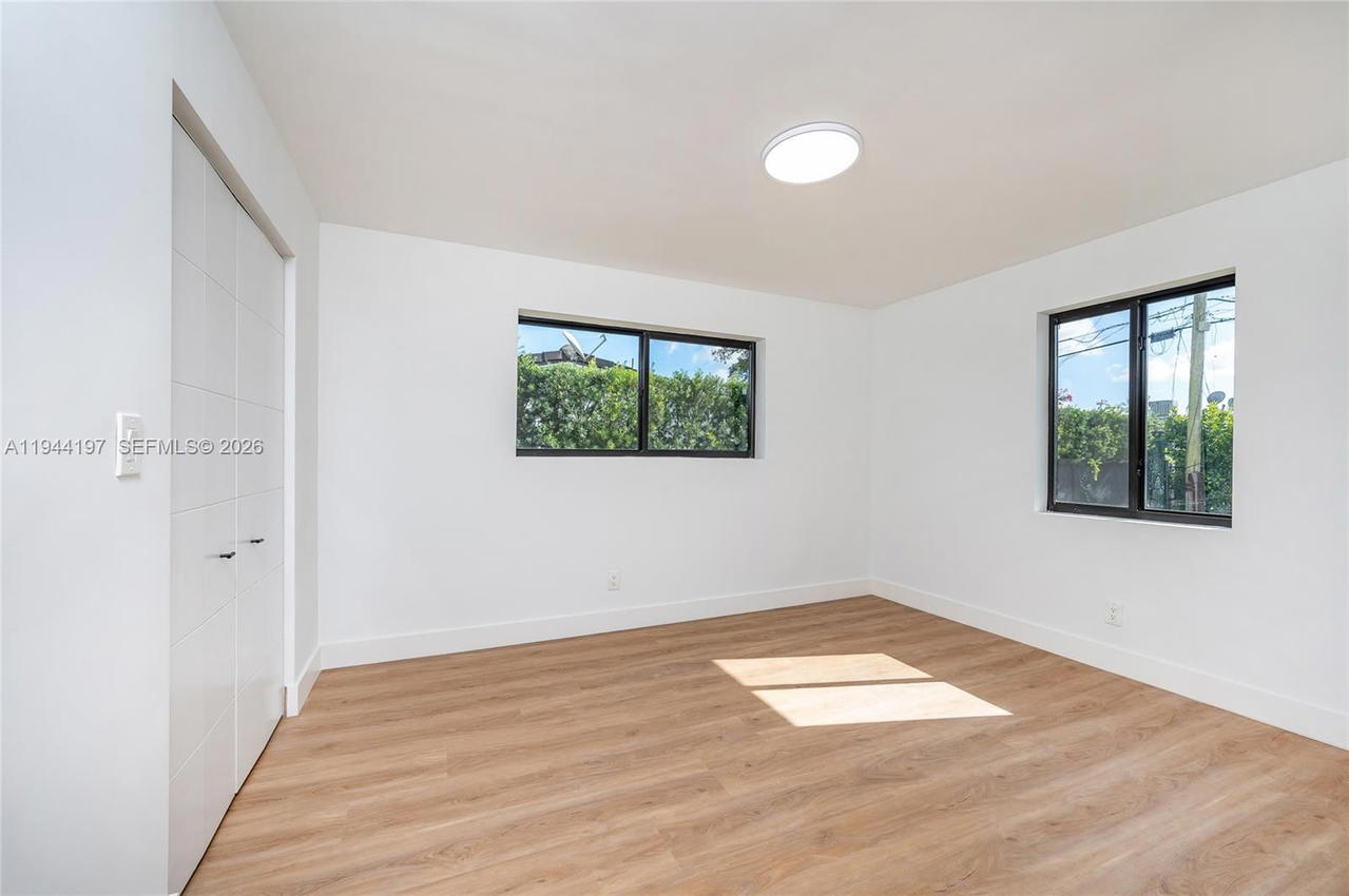 Real estate property located at 8440 27th Ter, Miami-dade, Coral Way Village Sec A P, Miami, FL