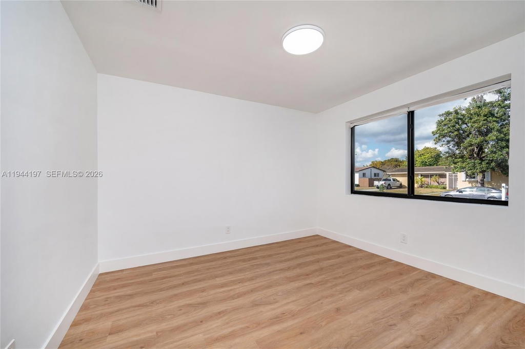 Real estate property located at 8440 27th Ter, Miami-dade, Coral Way Village Sec A P, Miami, FL