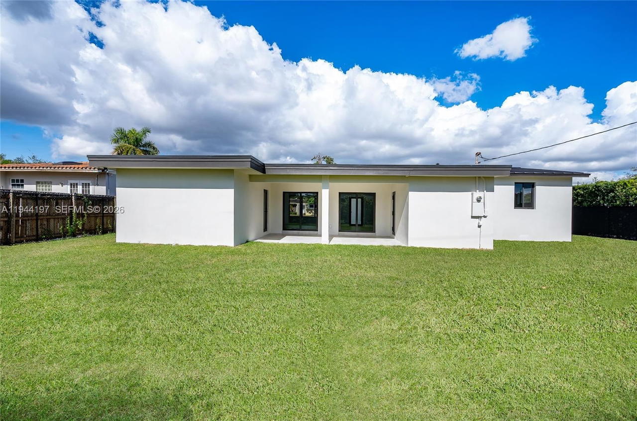 Real estate property located at 8440 27th Ter, Miami-dade, Coral Way Village Sec A P, Miami, FL