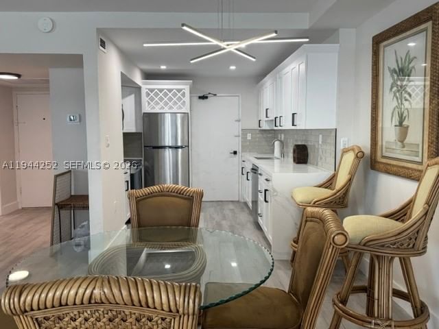 Real estate property located at 5401 Collins Ave #1412, Miami-dade, The Carriage House Condo, Miami Beach, FL