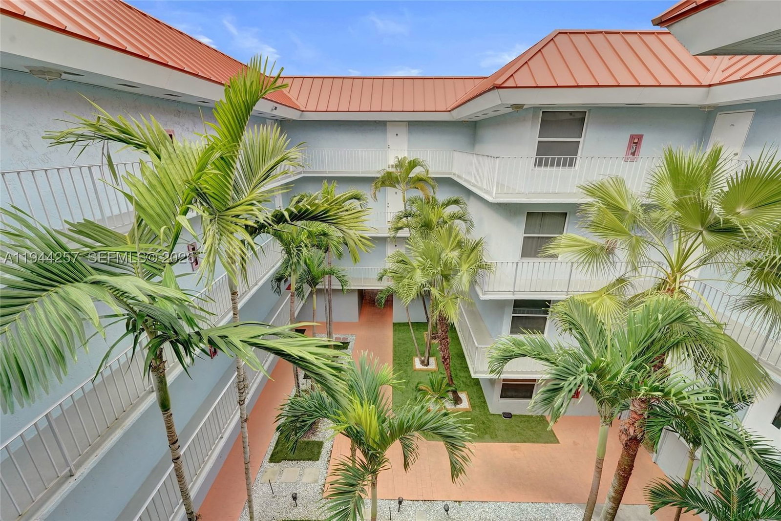 Real estate property located at 505 Pine Island Rd #405B, Broward, Newport Condo, Plantation, FL