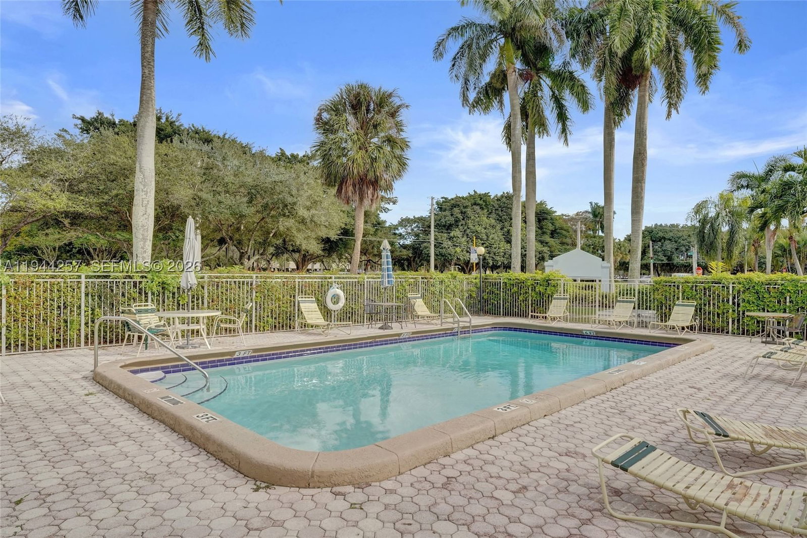 Real estate property located at 505 Pine Island Rd #405B, Broward, Newport Condo, Plantation, FL