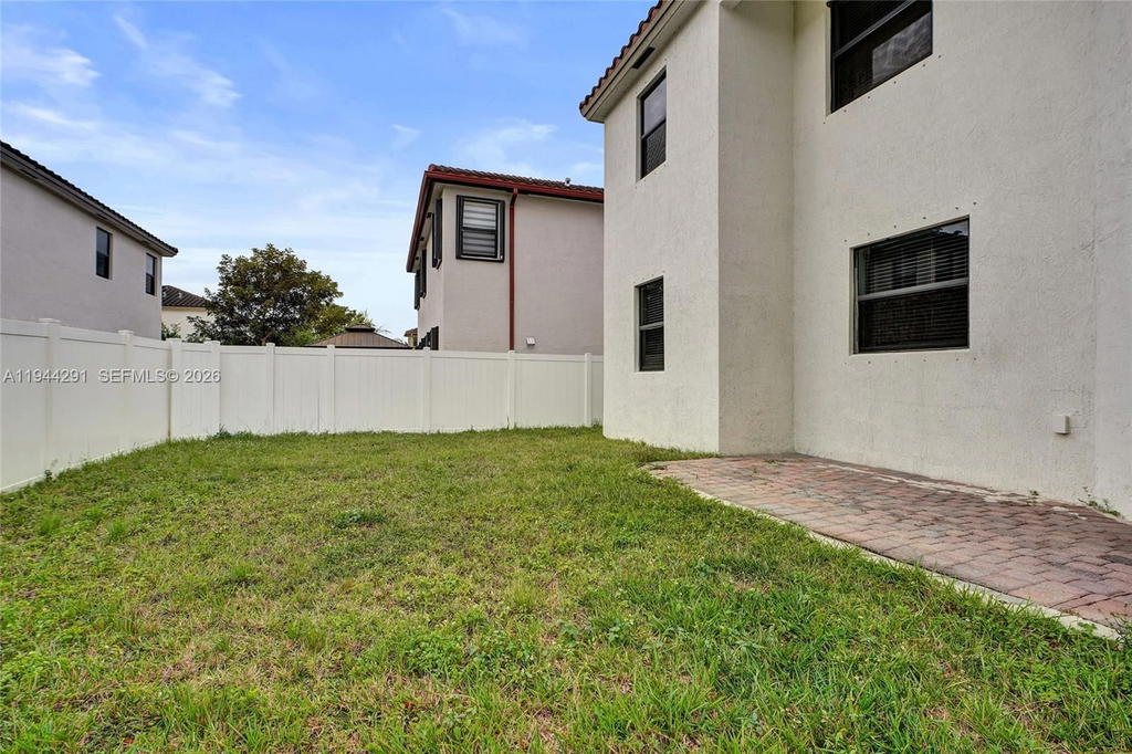 Real estate property located at 3504 94th St, Miami-dade, Bonterra, Hialeah, FL