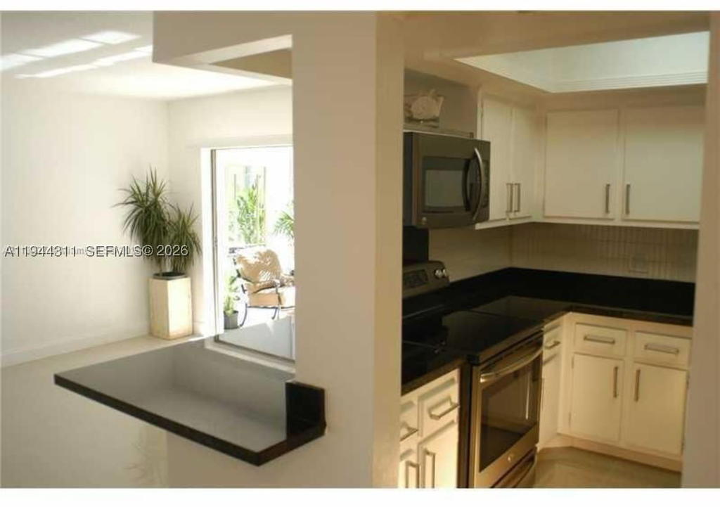 Real estate property located at 2451 82nd Ave #106, Broward, Arrowhead Condo No Ii, Davie, FL