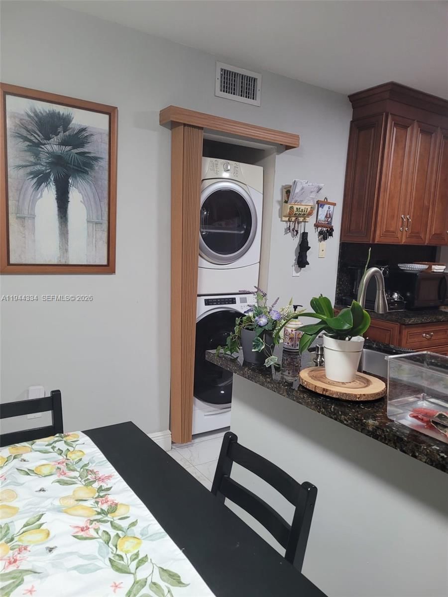 Real estate property located at 5350 21st Ct #203, Miami-dade, Alameda Tower 2 Condo, Hialeah, FL
