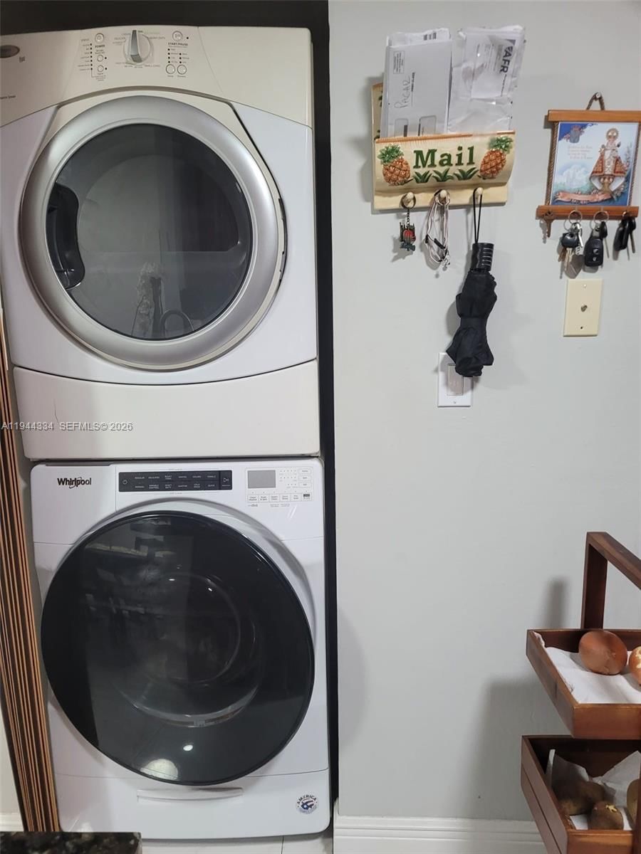Real estate property located at 5350 21st Ct #203, Miami-dade, Alameda Tower 2 Condo, Hialeah, FL