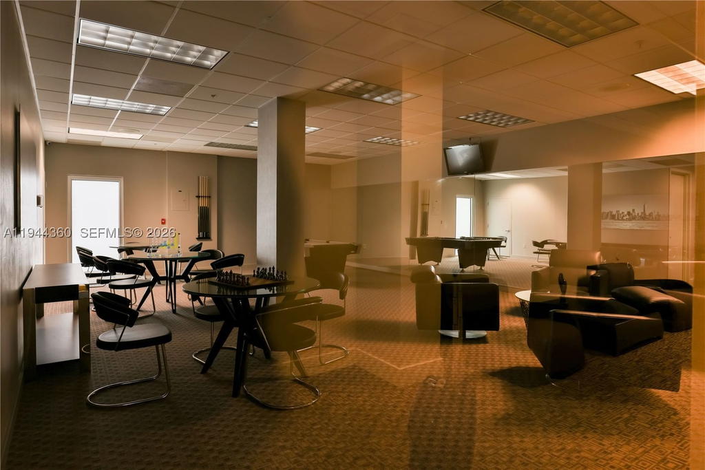 Real estate property located at 19380 Collins Ave #726, Miami-dade, Oceanview Building B Cond, Sunny Isles Beach, FL