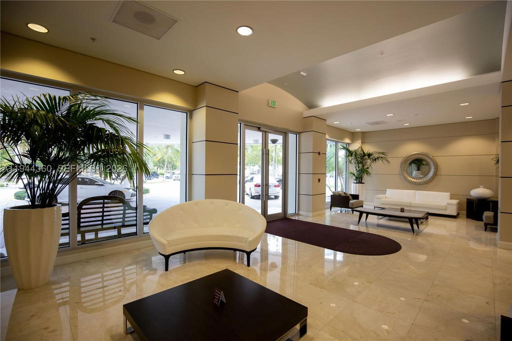 Real estate property located at 19380 Collins Ave #726, Miami-dade, Oceanview Building B Cond, Sunny Isles Beach, FL