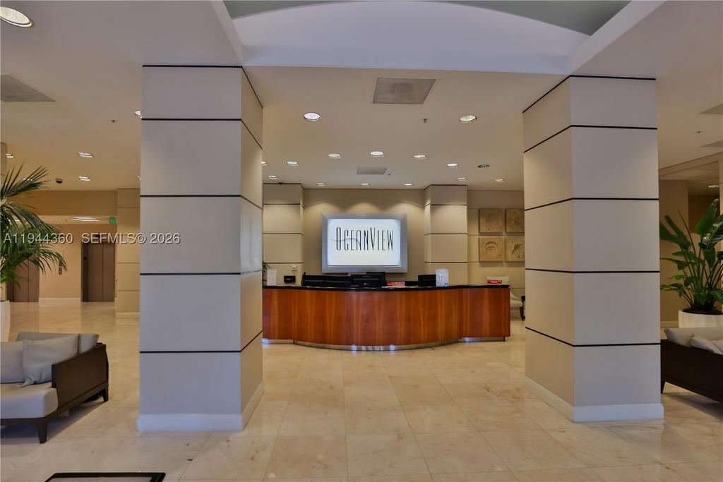 Real estate property located at 19380 Collins Ave #726, Miami-dade, Oceanview Building B Cond, Sunny Isles Beach, FL