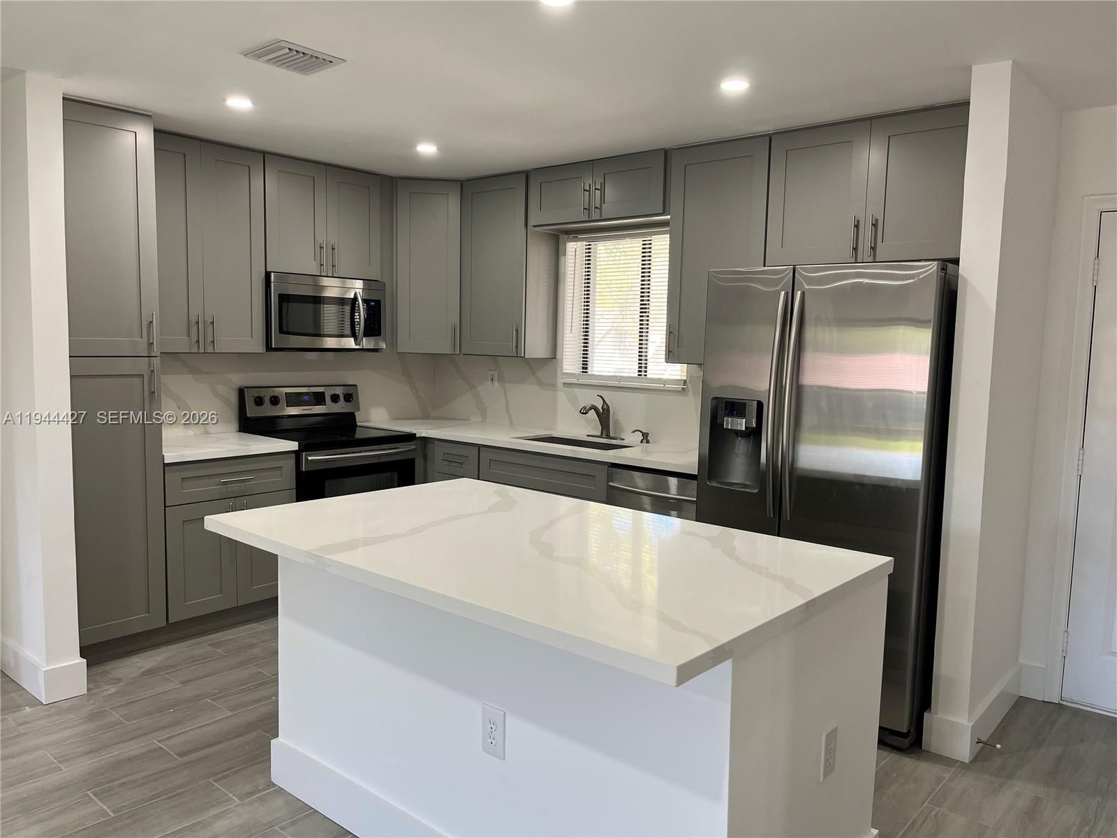 Real estate property located at 9539 1st Ct #9539, Broward, Rivers Edge At Oakwood, Coral Springs, FL