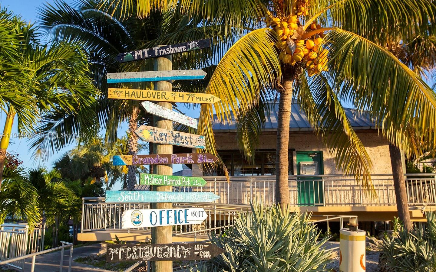 Real estate property located at 19080 133RD CT, Miami-dade, Valencia Acres, Miami, FL