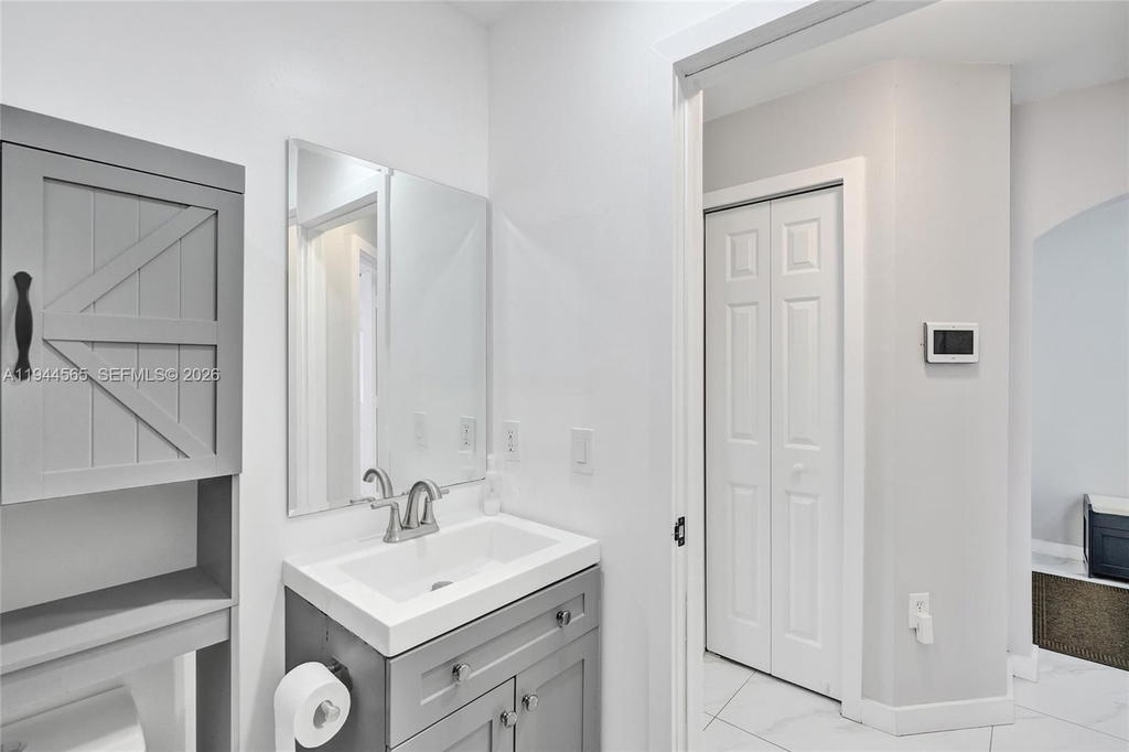 Real estate property located at 18273 143rd Pl, Miami-dade, Med Gardens Sec 2, Miami, FL