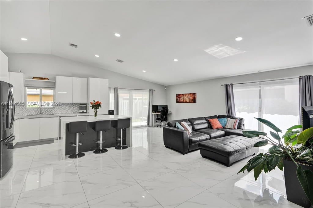 Real estate property located at 18273 143rd Pl, Miami-dade, Med Gardens Sec 2, Miami, FL