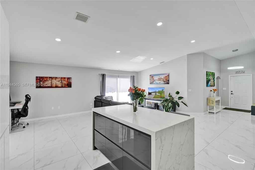 Real estate property located at 18273 143rd Pl, Miami-dade, Med Gardens Sec 2, Miami, FL