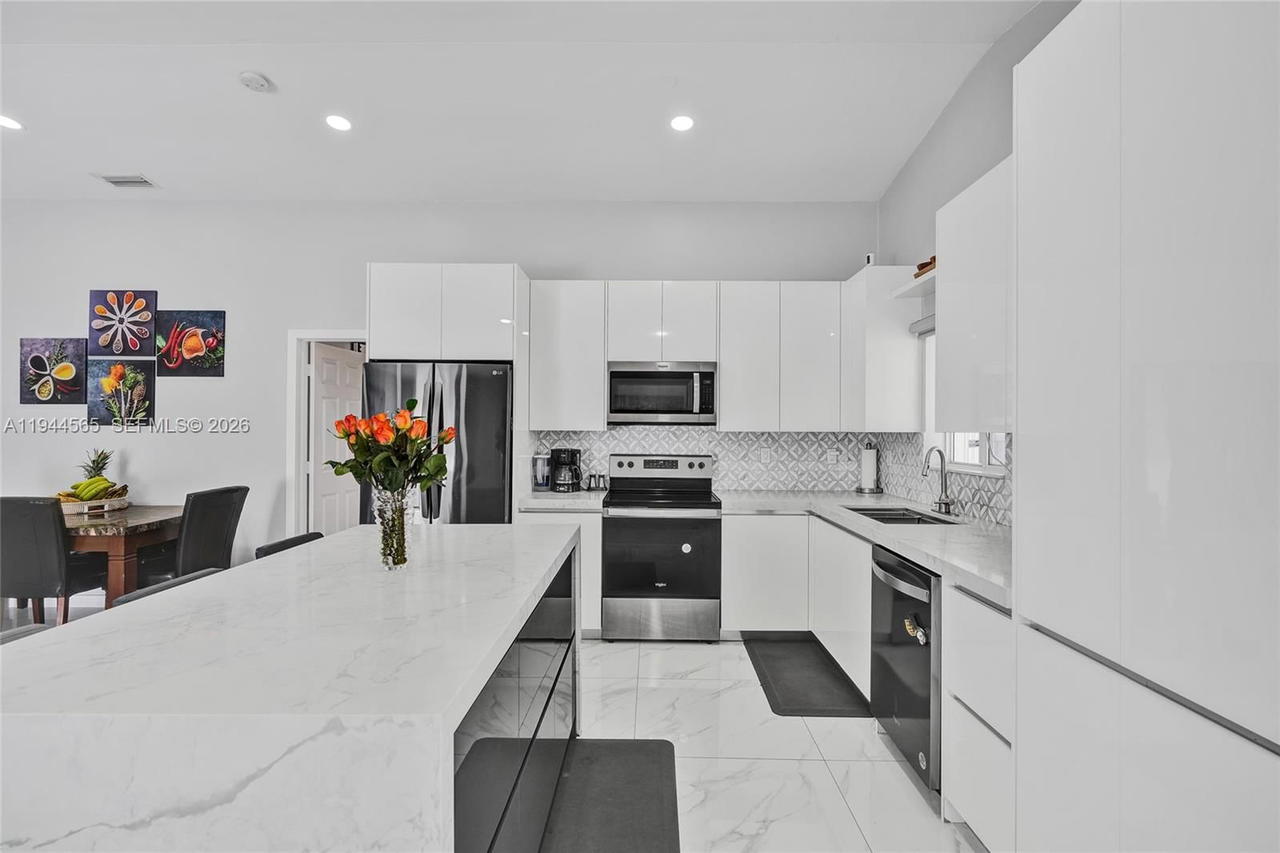 Real estate property located at 18273 143rd Pl, Miami-dade, Med Gardens Sec 2, Miami, FL