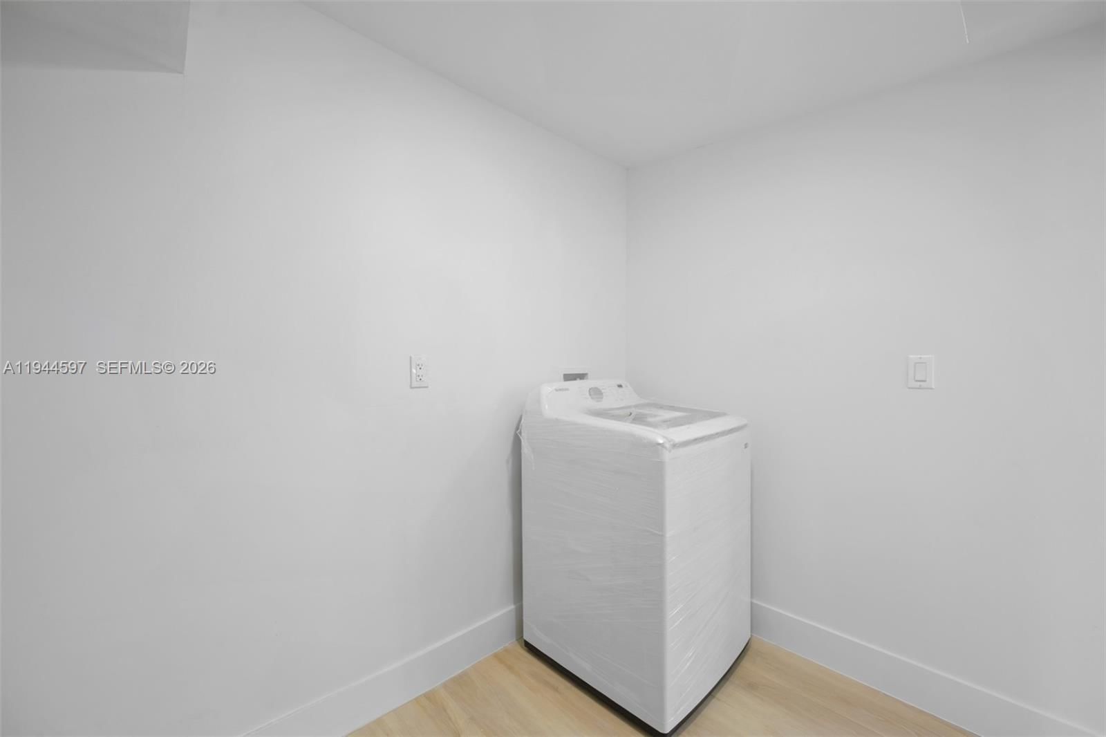 Real estate property located at 1995 58th St, Miami-dade, Ridgeway, Miami, FL