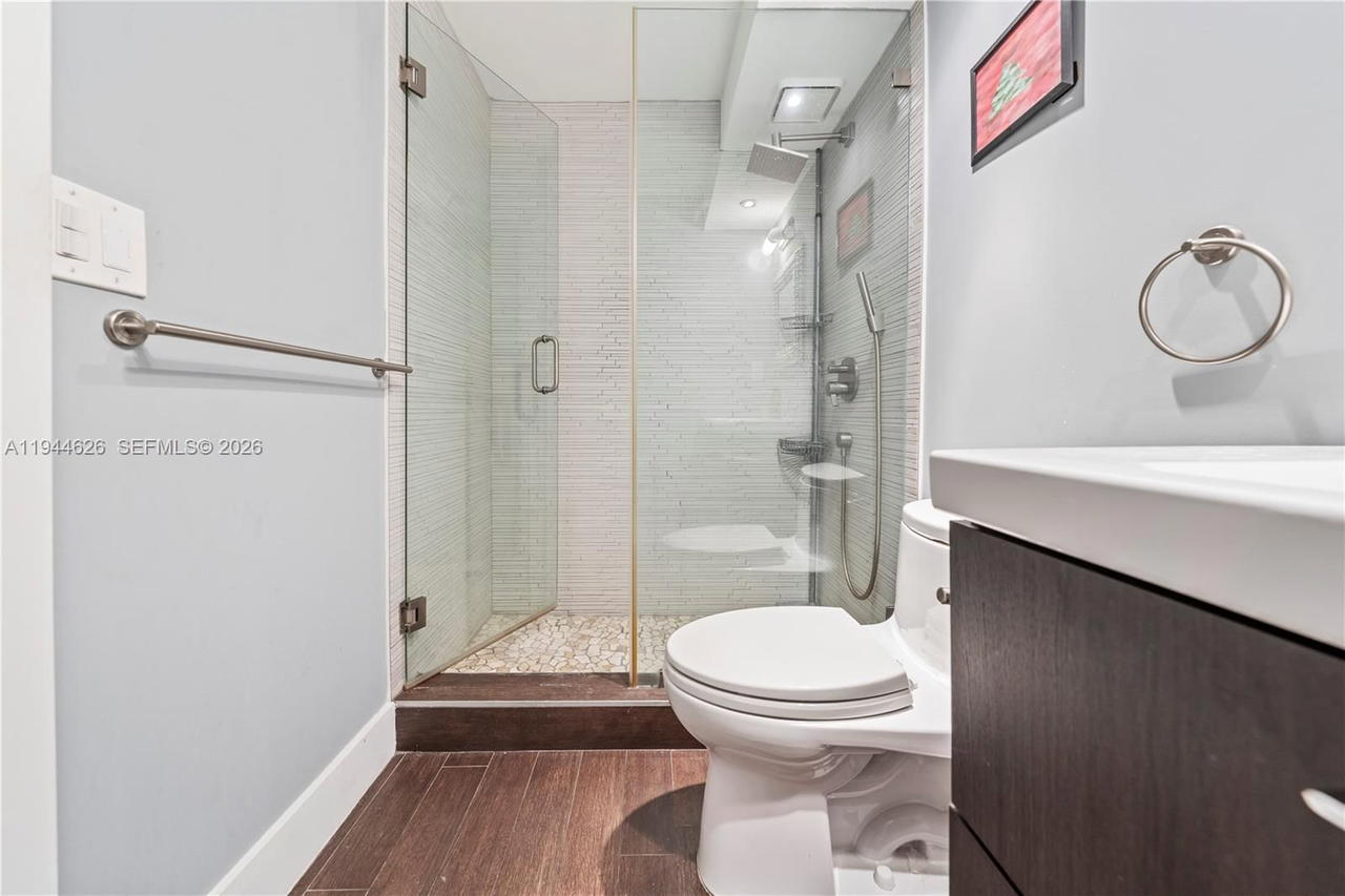 Real estate property located at 401 Ocean Dr #523, Miami-dade, The Presidential Condo, Miami Beach, FL