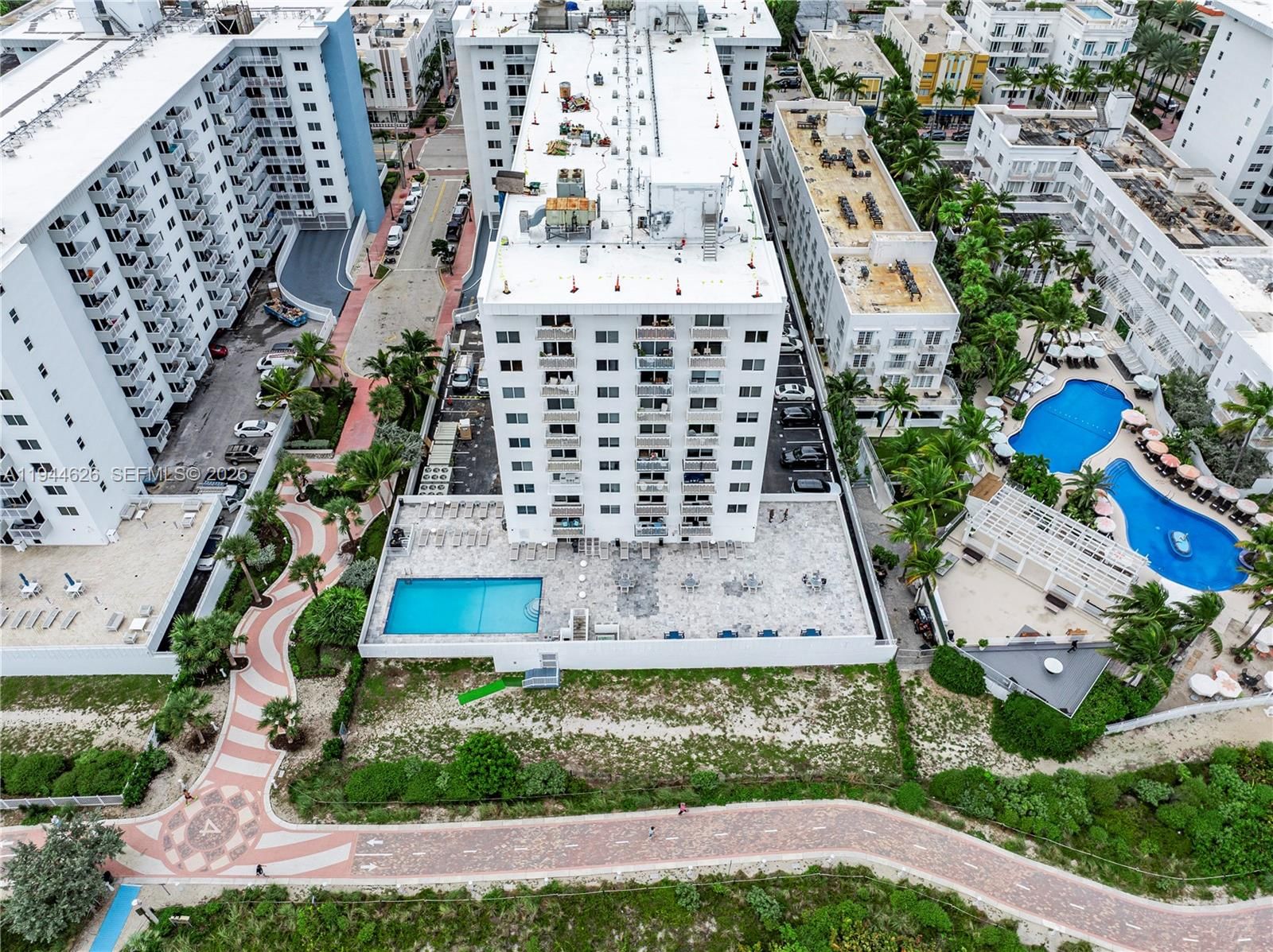Real estate property located at 401 Ocean Dr #523, Miami-dade, The Presidential Condo, Miami Beach, FL