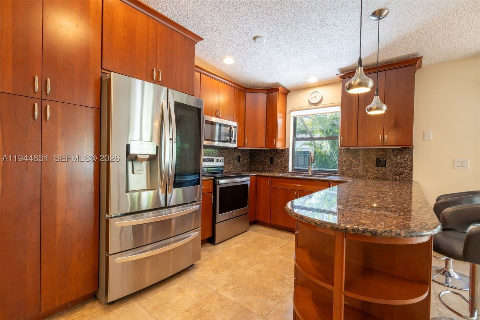 Real estate property located at 10116 144th Pl, Miami-dade, Sugarwood Ii Sec 1, Miami, FL
