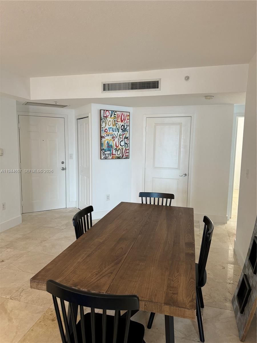 Real estate property located at 170 14th St #2405, Miami-dade, The Sail Condo, Miami, FL