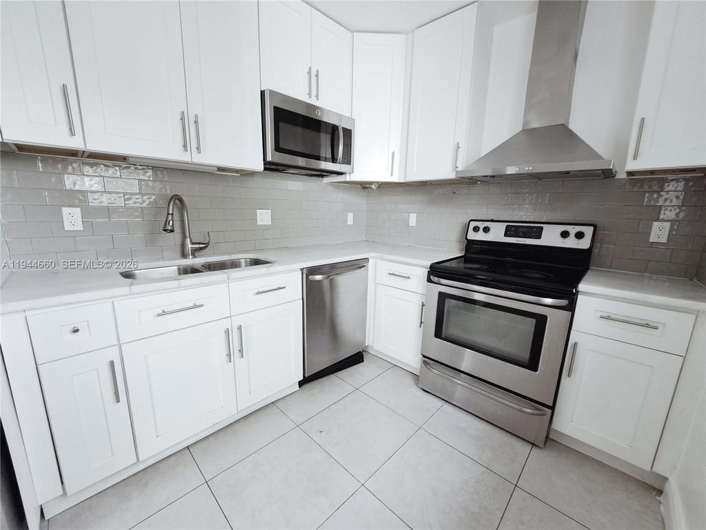 Real estate property located at 335 102nd St, Miami-dade, Parkers Shores, Miami, FL
