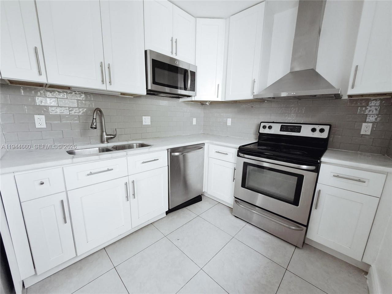 Real estate property located at 335 102nd St, Miami-dade, Parkers Shores, Miami, FL
