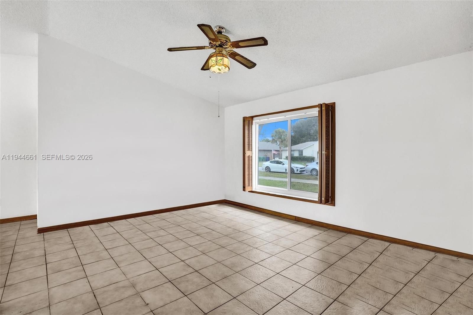 Real estate property located at 11991 51st Ct, Broward, Flamingo Gardens-phase Tw, Cooper City, FL