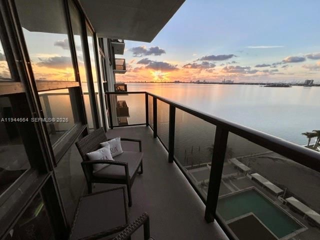 Real estate property located at 600 36th St #1220, Miami-dade, Charter Club Condo, Miami, FL