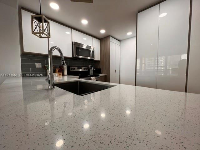 Real estate property located at 600 36th St #1220, Miami-dade, Charter Club Condo, Miami, FL