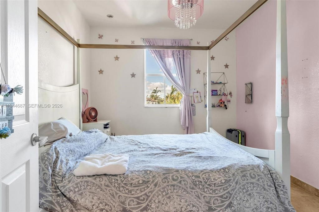 Real estate property located at 7713 114th Path, Miami-dade, Doral Isles North Sec Two, Doral, FL