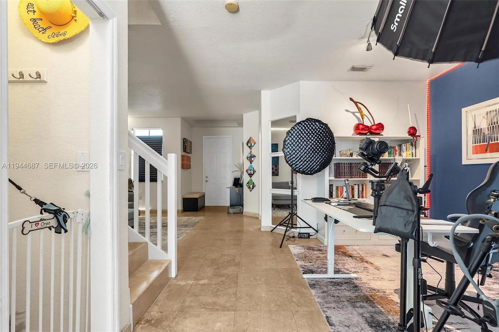 Real estate property located at 7713 114th Path, Miami-dade, Doral Isles North Sec Two, Doral, FL