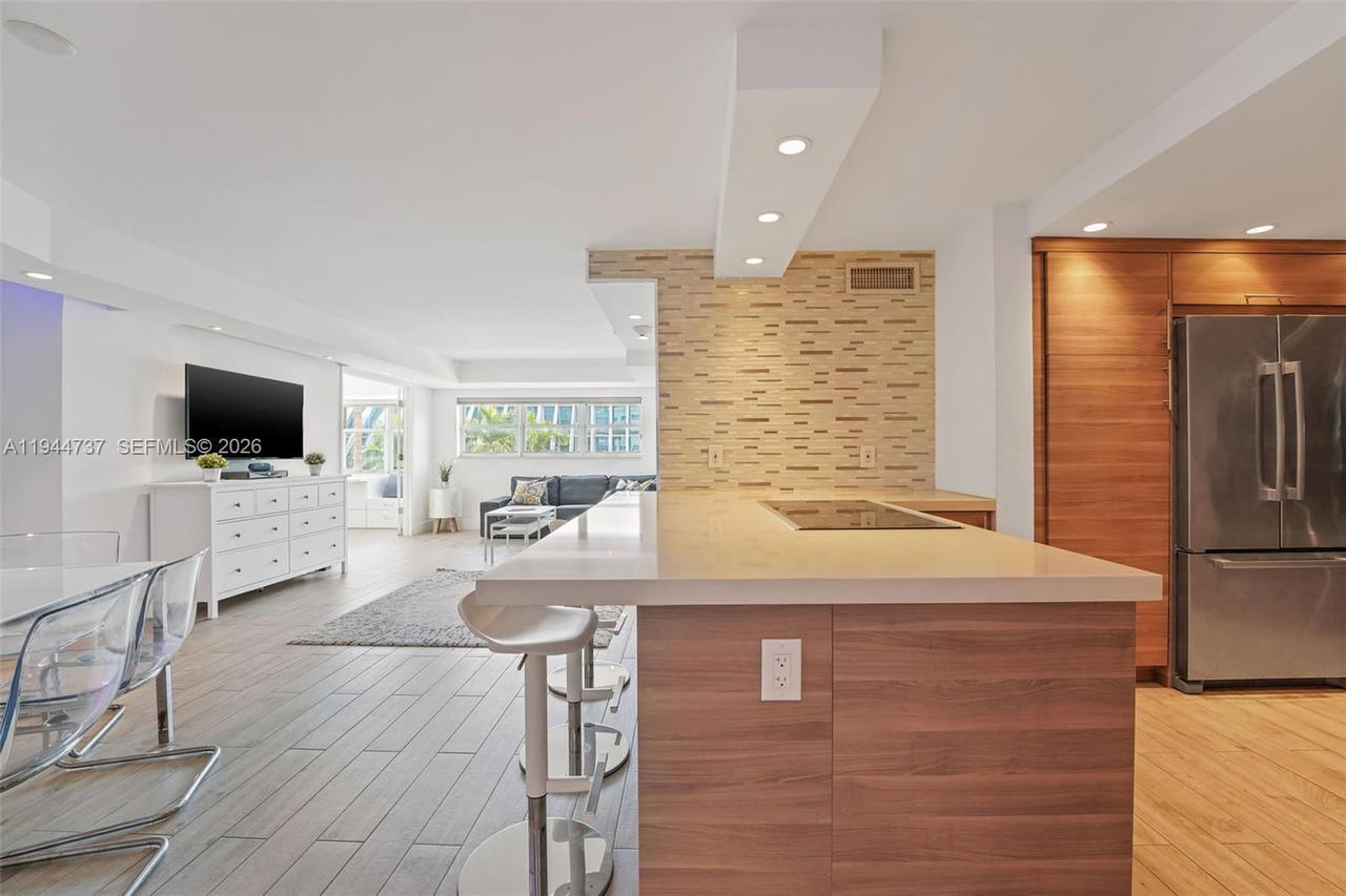 Real estate property located at 1881 Washington Ave #5H, Miami-dade, Octagon Towers I Condo, Miami Beach, FL