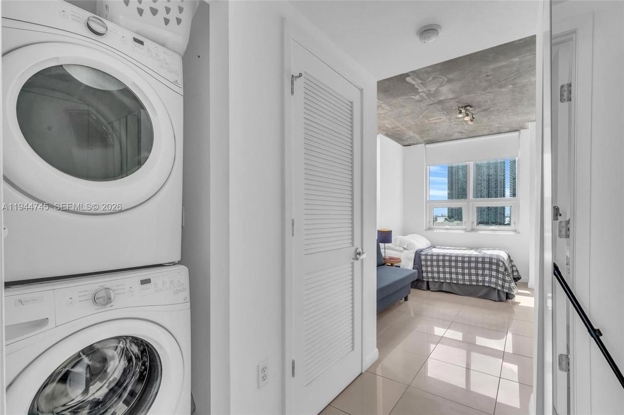 Real estate property located at 3250 1st Ave #1120, Miami-dade, Midblock Miami Condo, Miami, FL