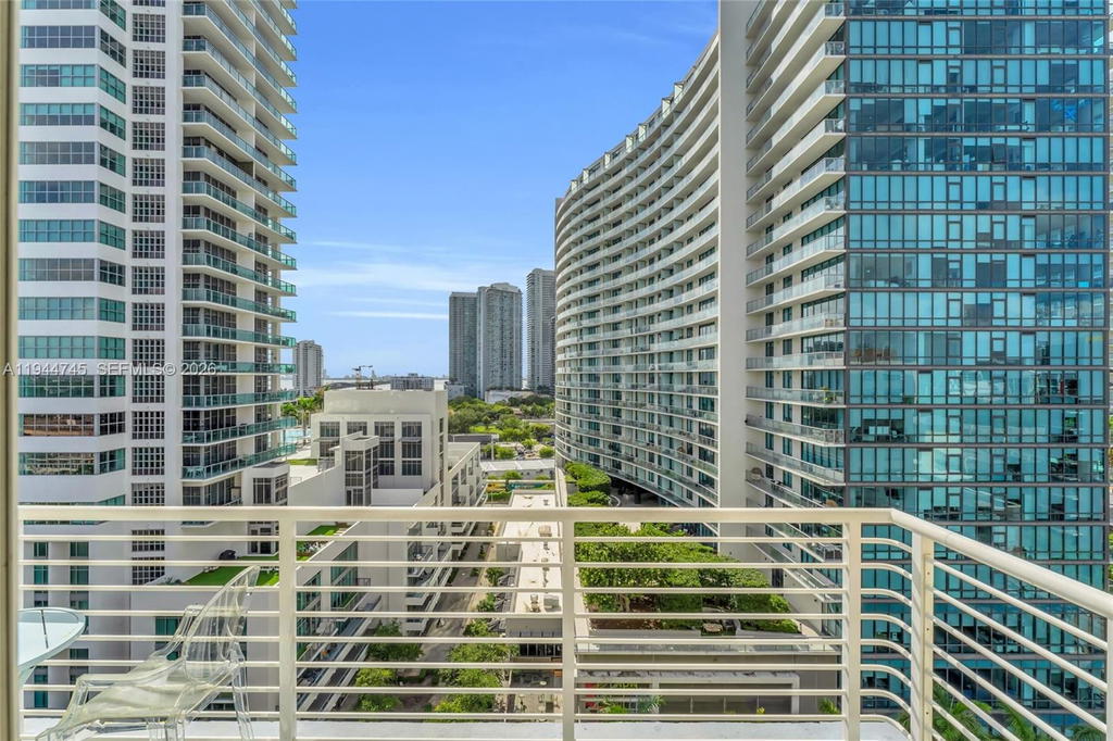 Real estate property located at 3250 1st Ave #1120, Miami-dade, Midblock Miami Condo, Miami, FL