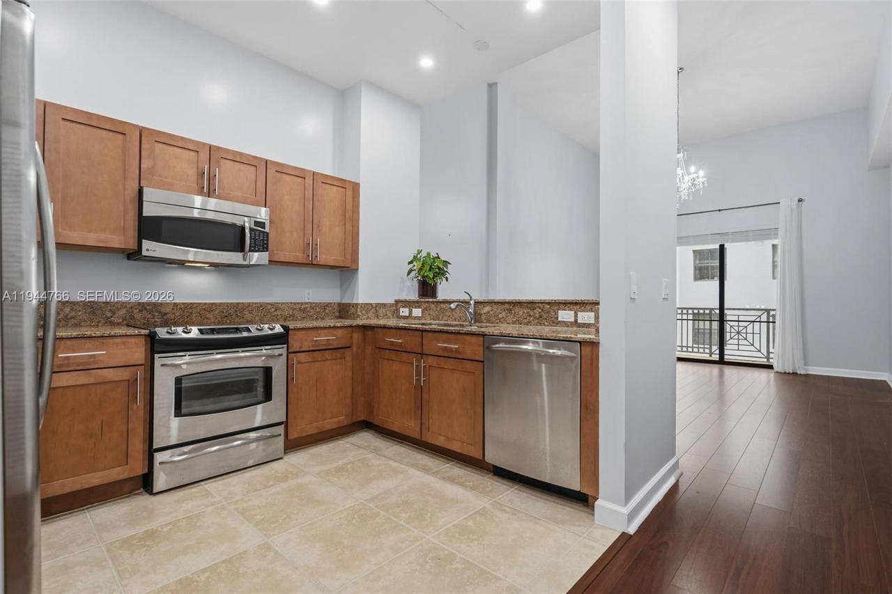 Real estate property located at 8395 73rd Ave #314, Miami-dade, Colonnade At Dadeland Sw, Miami, FL