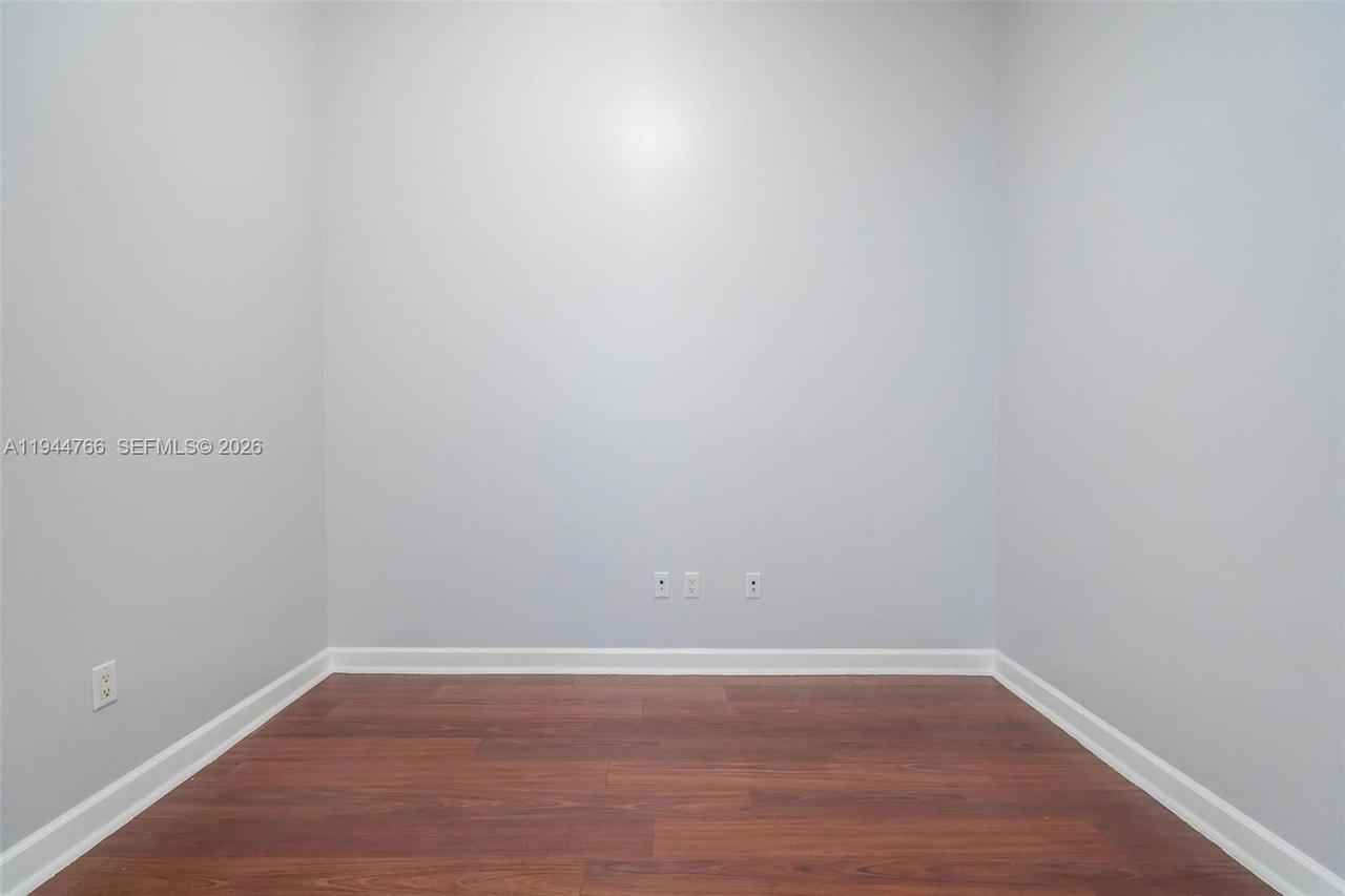 Real estate property located at 8395 73rd Ave #314, Miami-dade, Colonnade At Dadeland Sw, Miami, FL