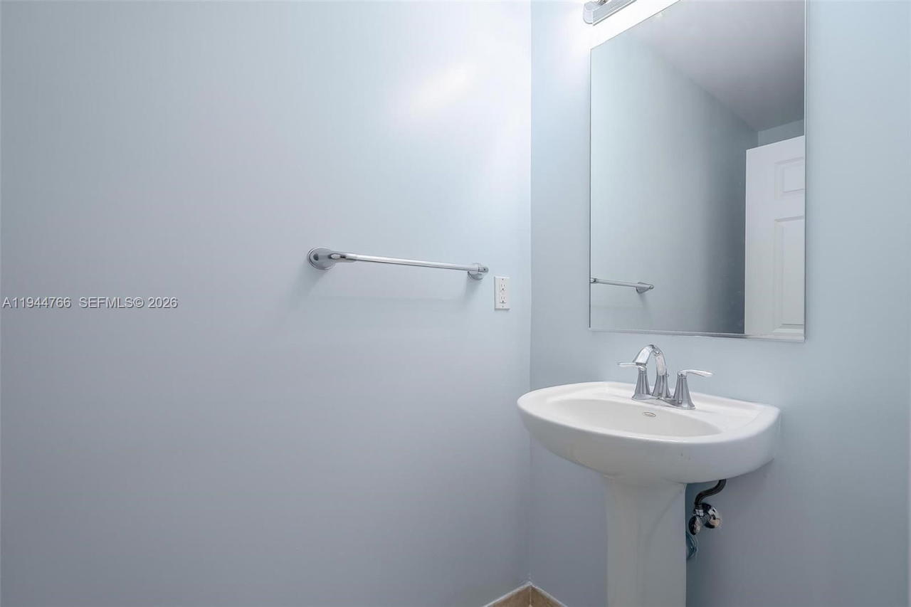 Real estate property located at 8395 73rd Ave #314, Miami-dade, Colonnade At Dadeland Sw, Miami, FL