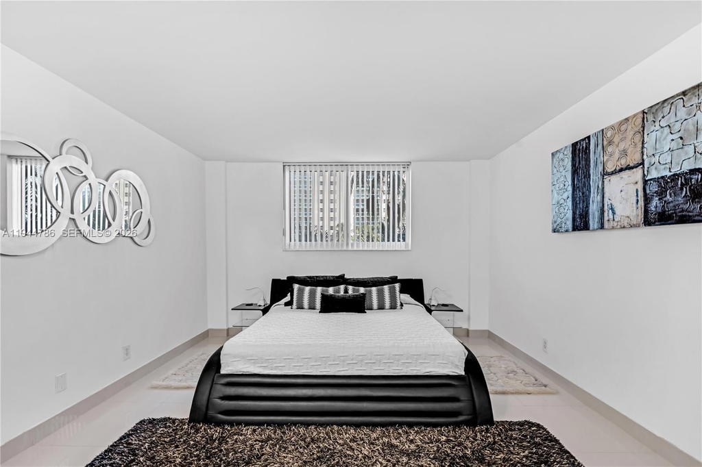 Real estate property located at 19380 Collins Ave #307, Miami-dade, Oceanview Building B Cond, Sunny Isles Beach, FL