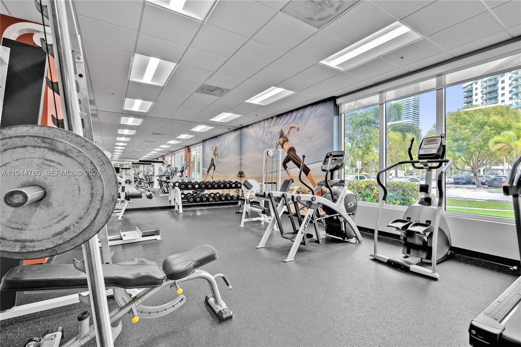 Real estate property located at 19380 Collins Ave #307, Miami-dade, Oceanview Building B Cond, Sunny Isles Beach, FL