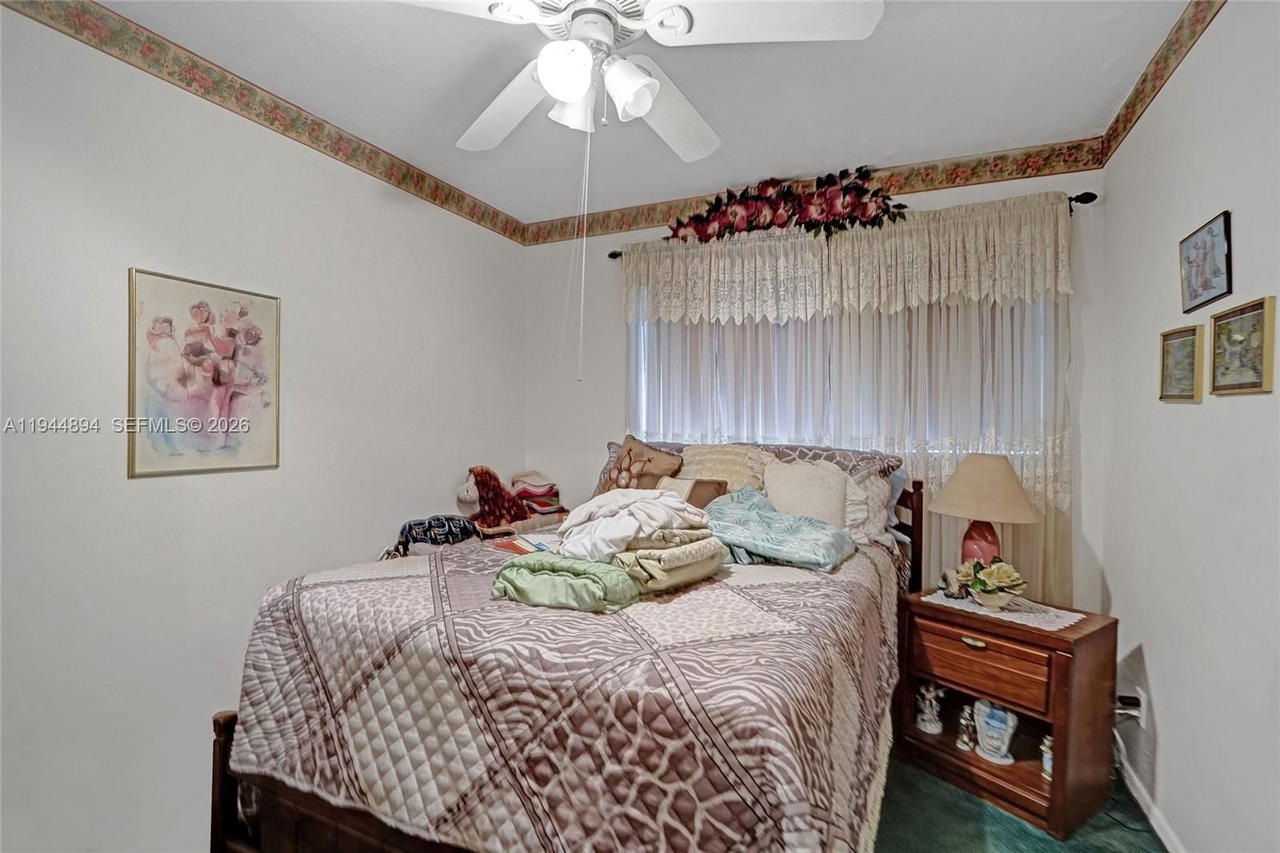 Real estate property located at 441 33rd Ter, Broward, Browardale 1st Addition, Lauderhill, FL
