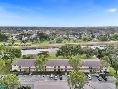 Real estate property located at 7610 1st St #208, Broward, Oriole Gardens Three 83 C, Margate, FL
