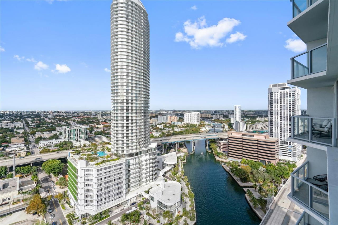 Real estate property located at 185 7th St #2702, Miami-dade, Latitude On The River Con, Miami, FL