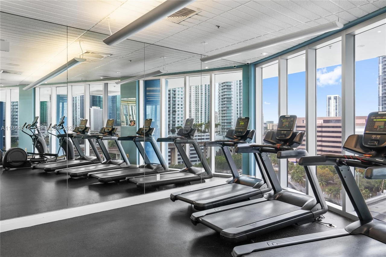 Real estate property located at 185 7th St #2702, Miami-dade, Latitude On The River Con, Miami, FL