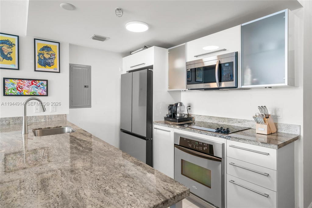 Real estate property located at 185 7th St #2702, Miami-dade, Latitude On The River Con, Miami, FL