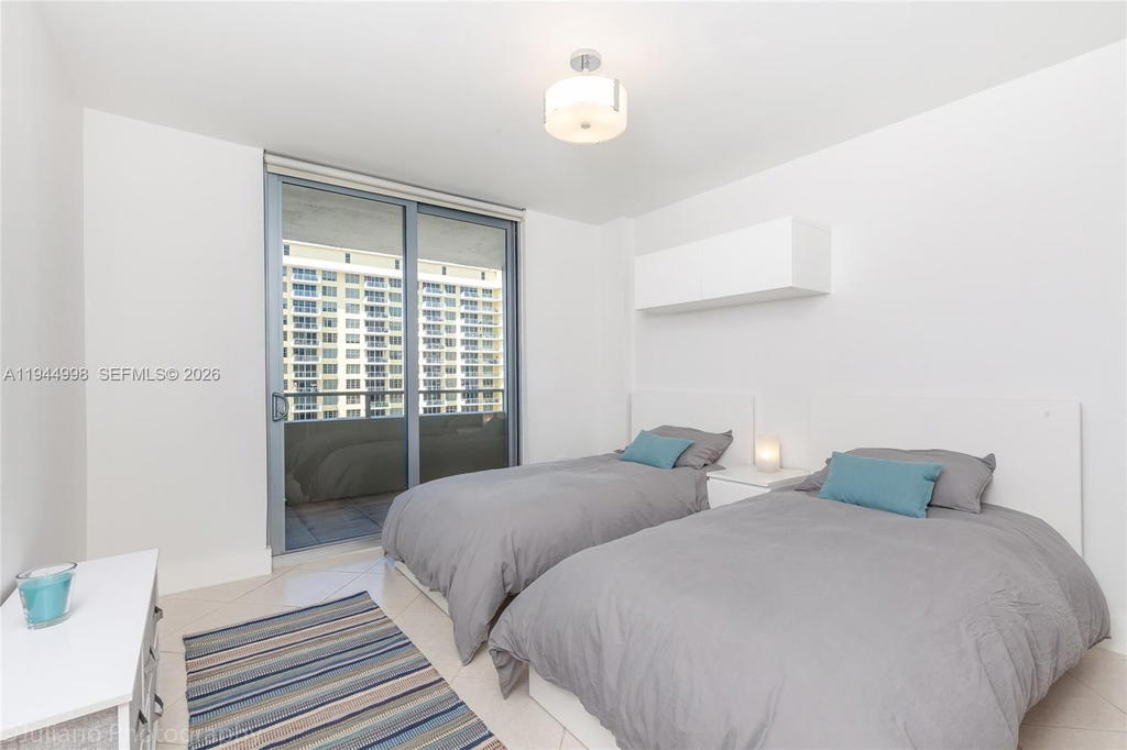 Real estate property located at 5555 Collins Ave #9U, Miami-dade, Oceanside Plaza Condo, Miami Beach, FL