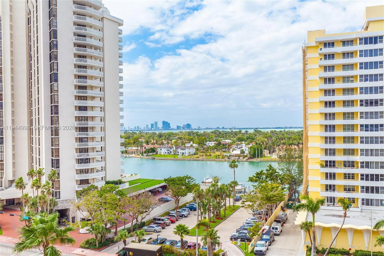 Real estate property located at 5555 Collins Ave #9U, Miami-dade, Oceanside Plaza Condo, Miami Beach, FL